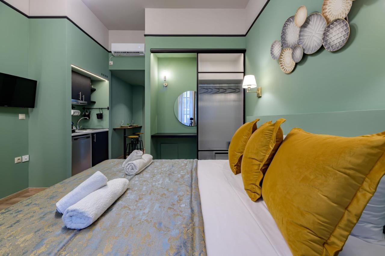 Urban Tales Aparthotel Атина Екстериор снимка