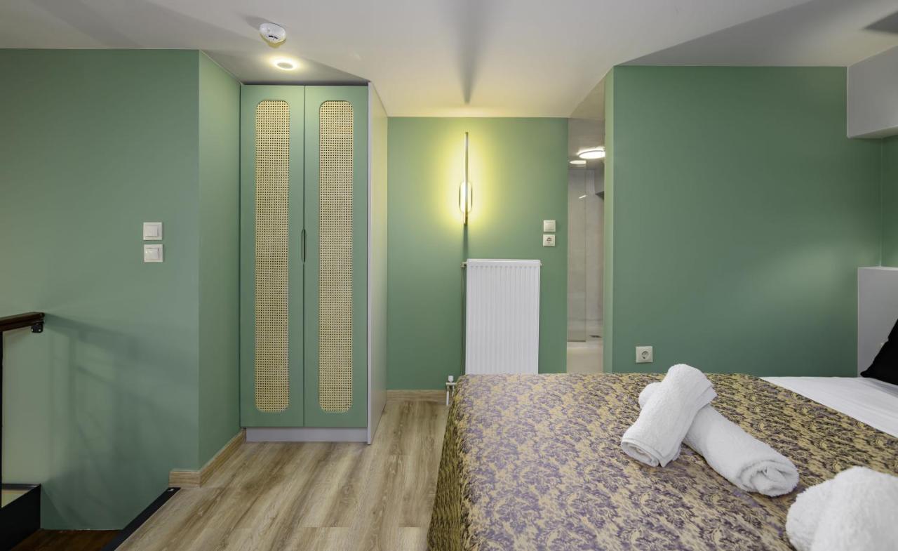 Urban Tales Aparthotel Атина Екстериор снимка