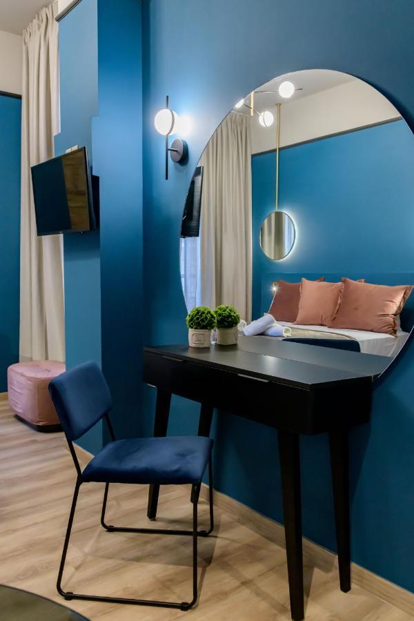 Urban Tales Aparthotel Атина Екстериор снимка