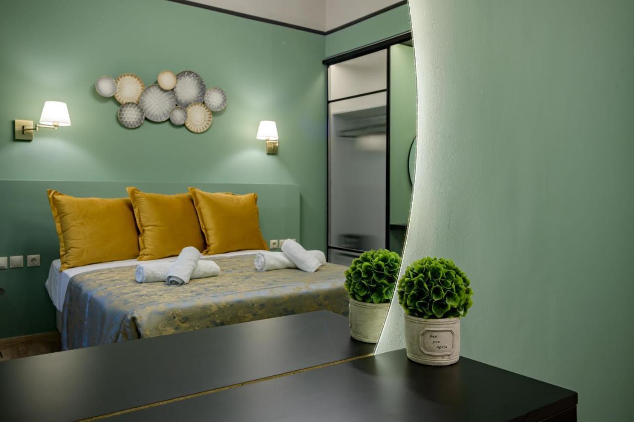 Urban Tales Aparthotel Атина Екстериор снимка